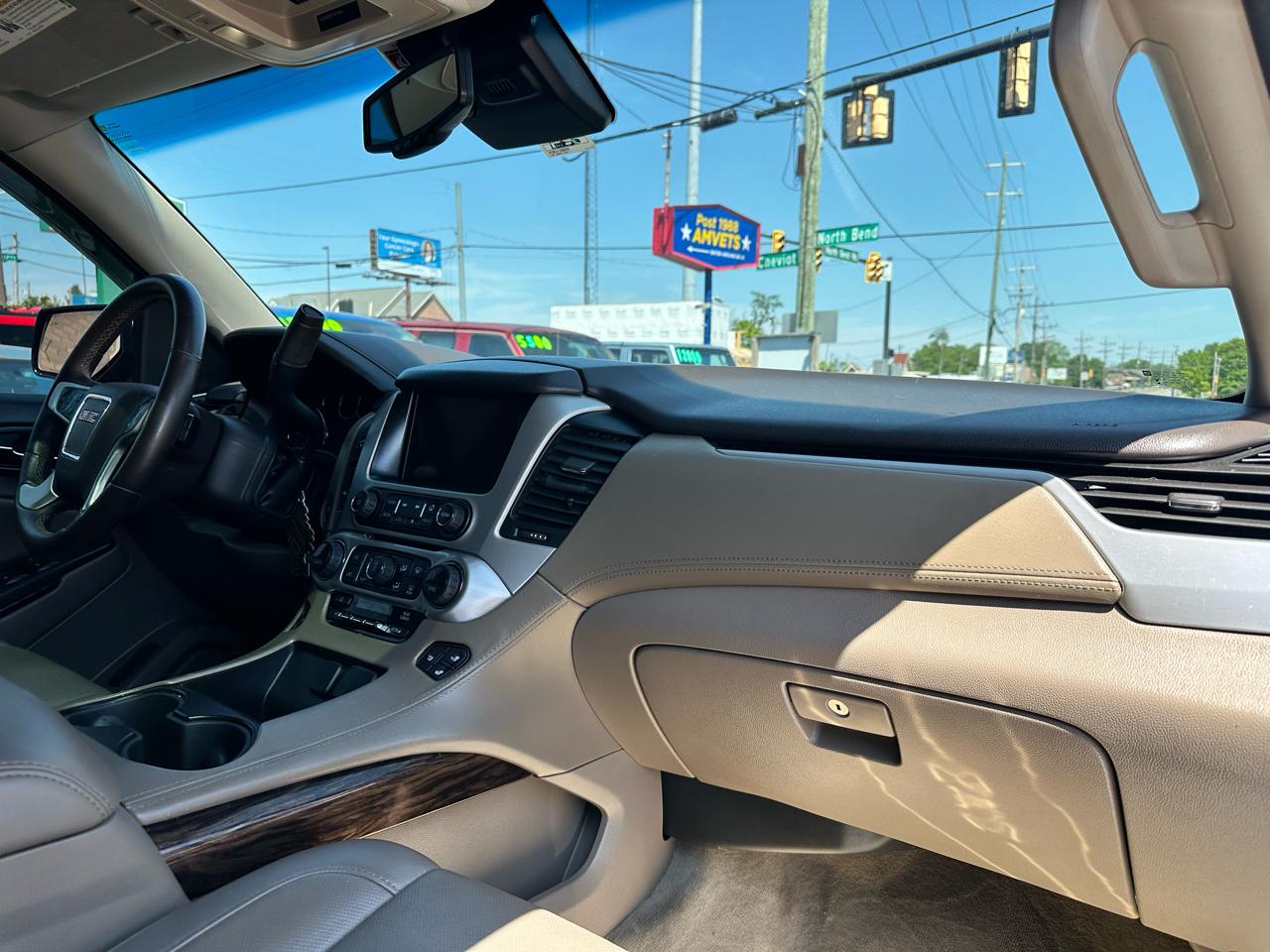 GMC Yukon SLT 4WD 2015