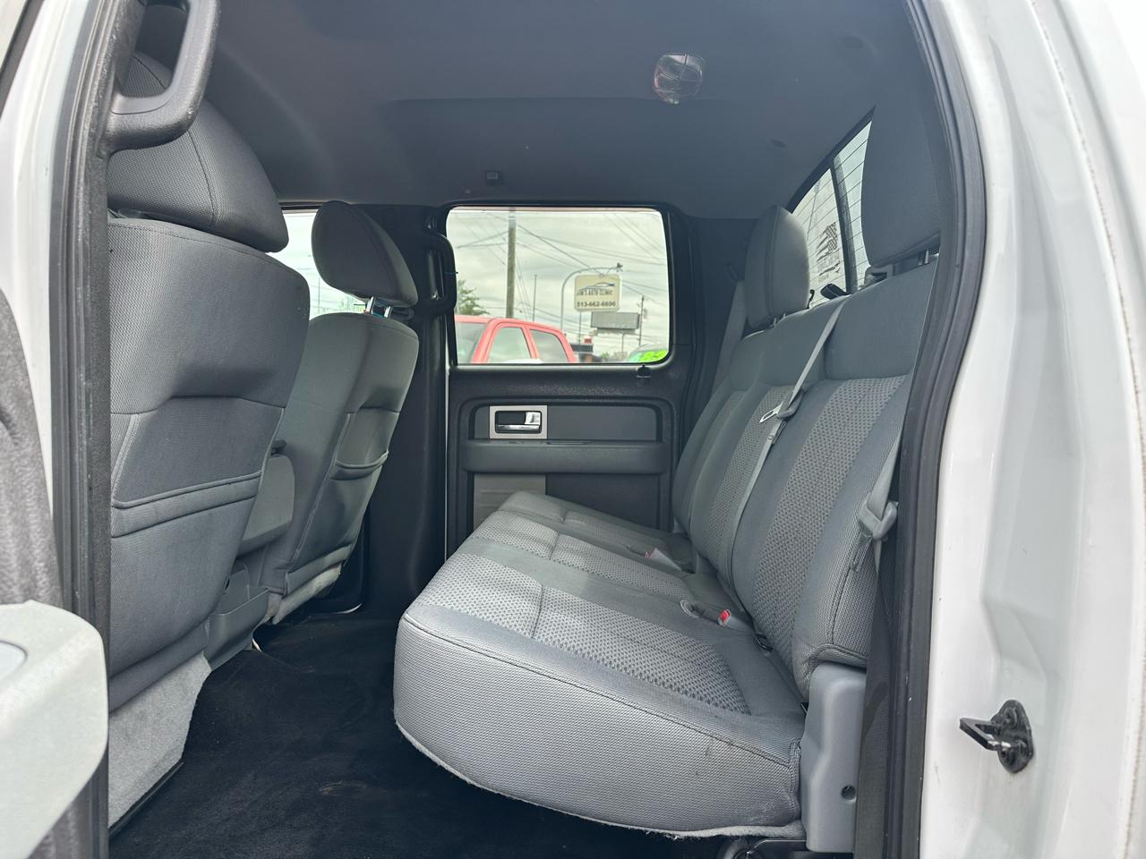 Ford F-150 4WD Reg Cab 145" XLT 2011