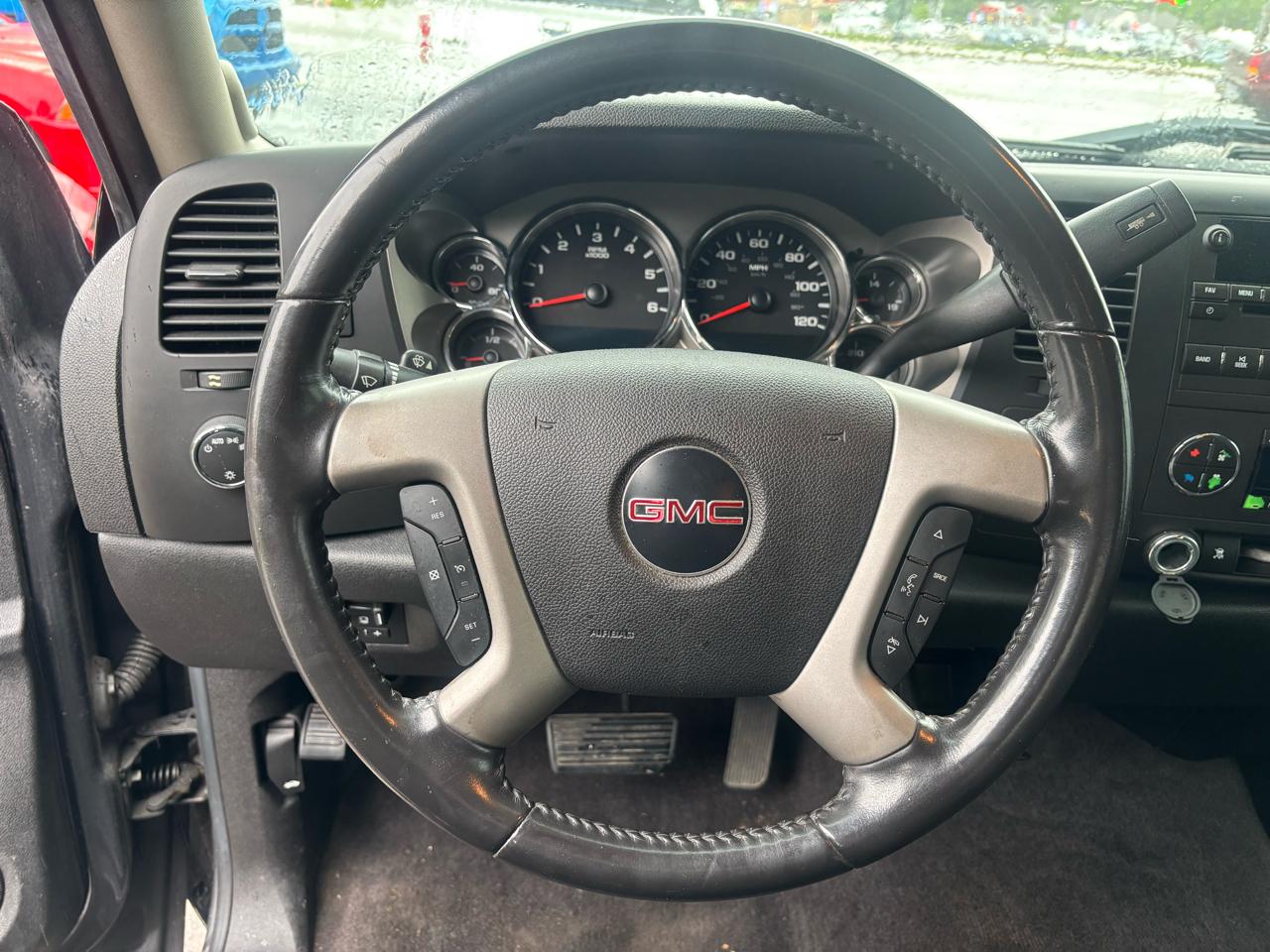GMC Sierra 1500 SLE Crew Cab 4WD 2010