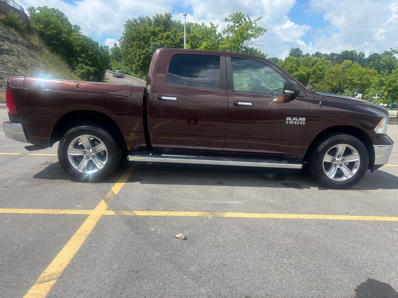 RAM 1500 SLT Crew Cab SWB 4WD 2014