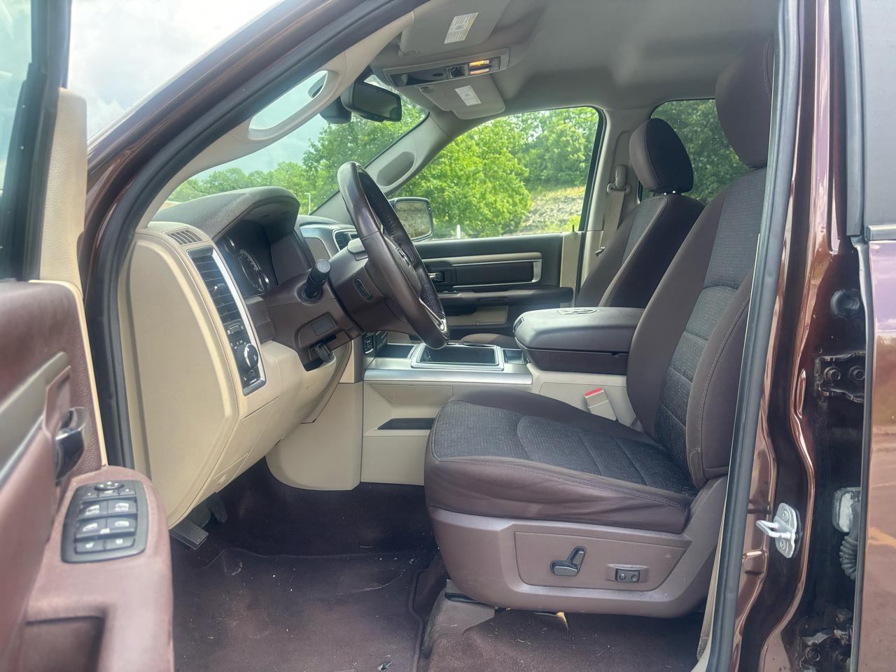 RAM 1500 SLT Crew Cab SWB 4WD 2014