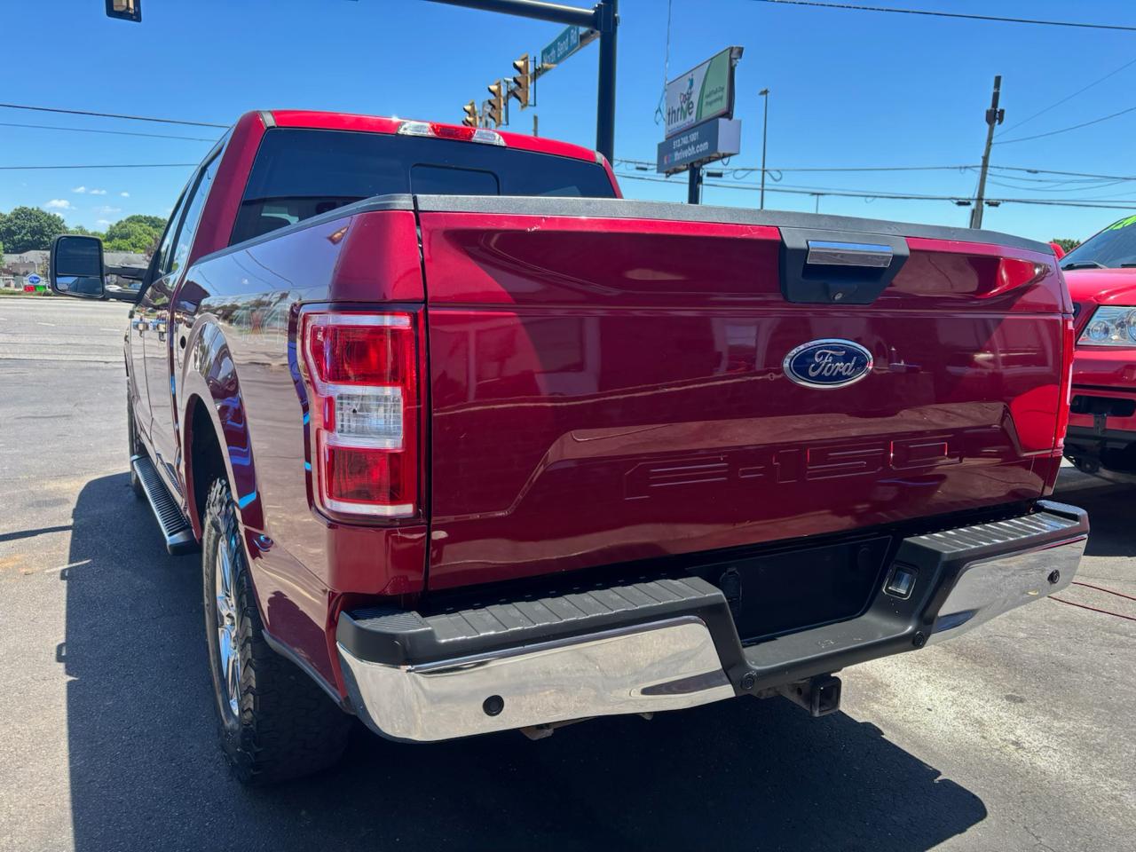 Ford F-150 4WD SuperCrew 139" XLT 2018