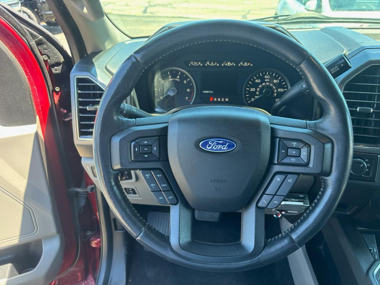 Ford F-150 4WD SuperCrew 139" XLT 2018