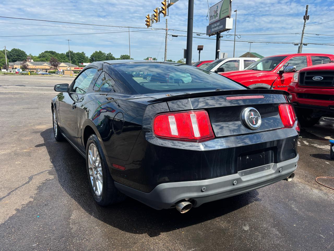 Ford Mustang V6 Coupe 2012