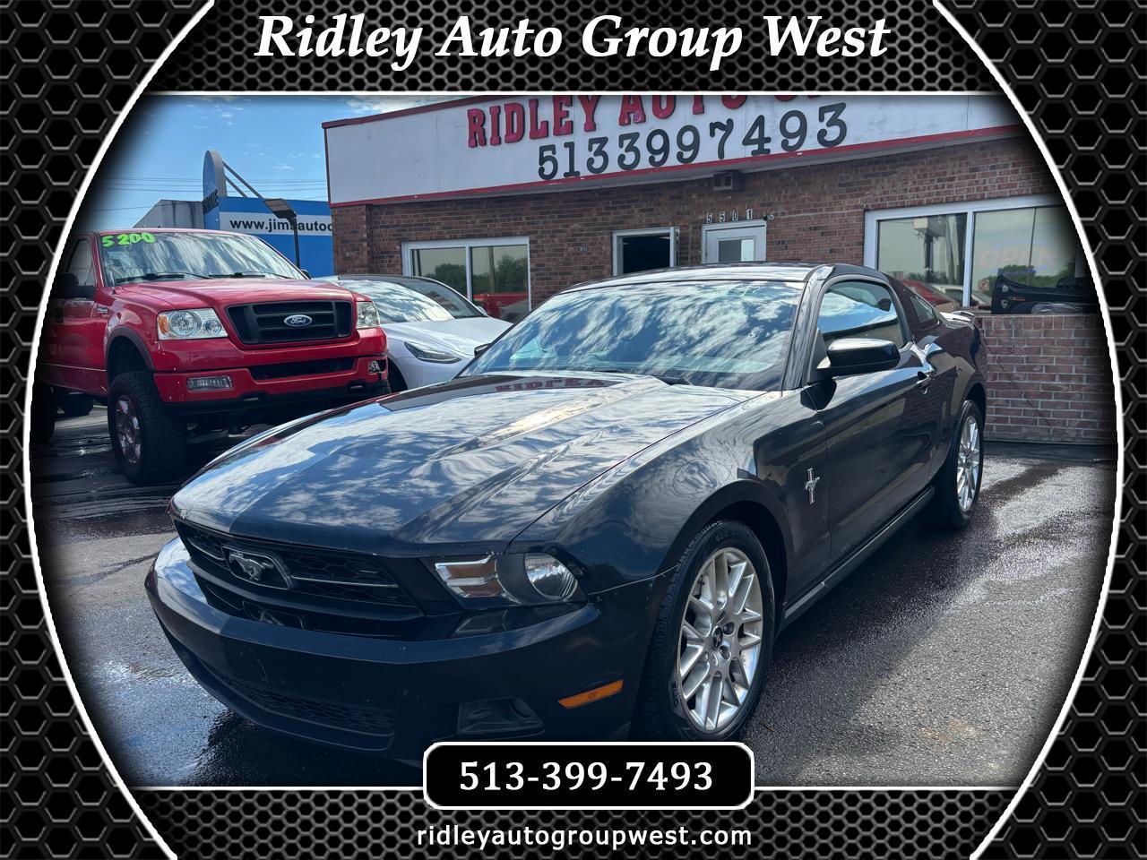 Ford Mustang V6 Coupe 2012