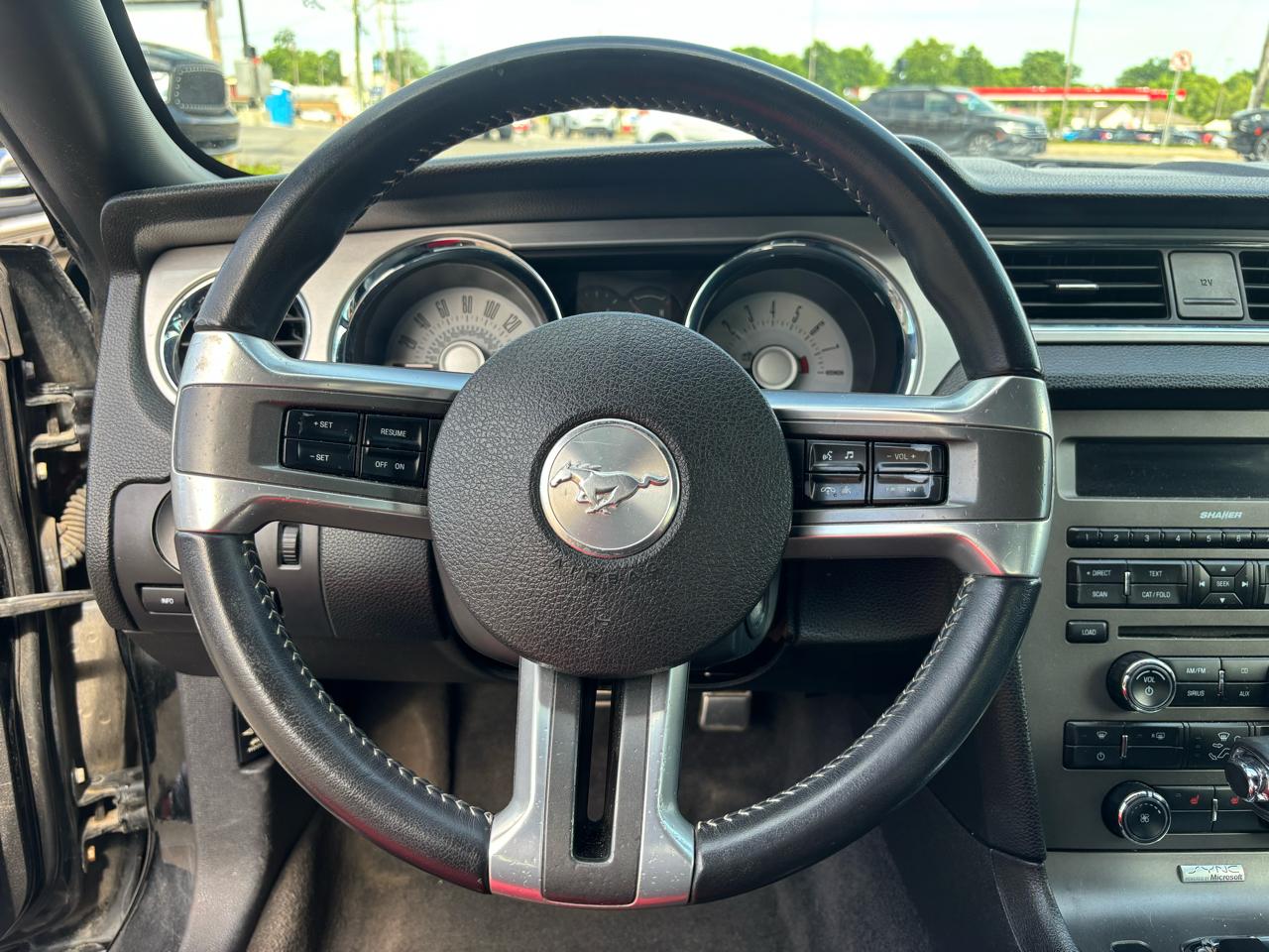 Ford Mustang V6 Coupe 2012