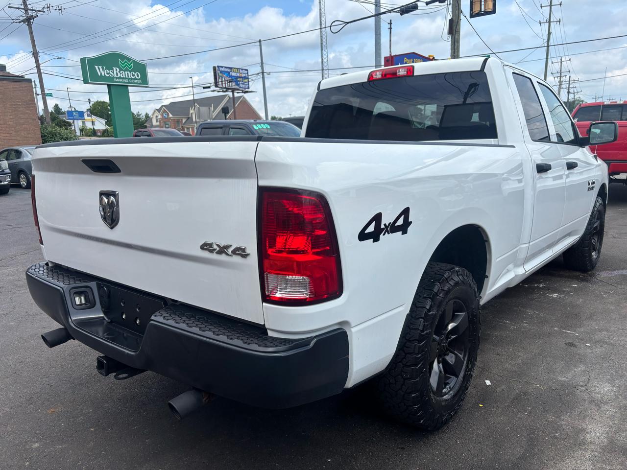 RAM 1500 4WD Crew Cab 140.5" Outdoorsman 2018