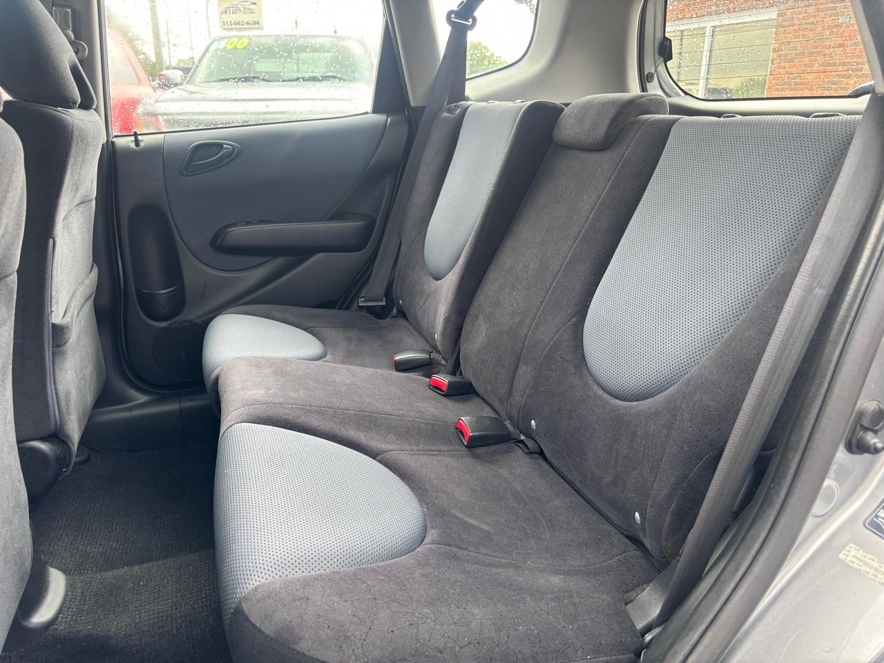 Honda Fit Sport 5-Speed MT 2007