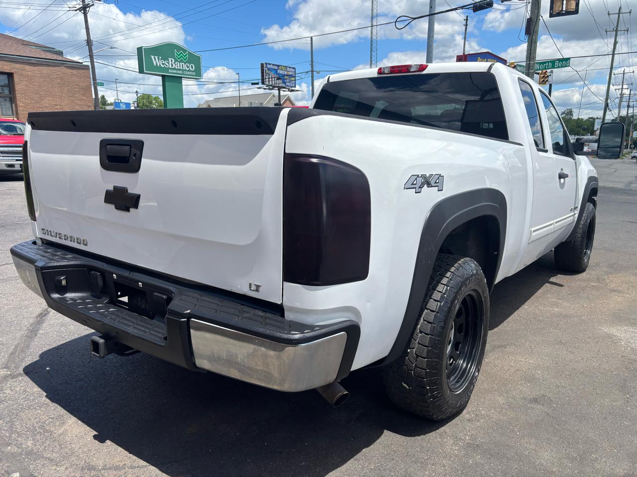 Chevrolet Silverado 1500 4WD Crew Cab 147" LT 2013
