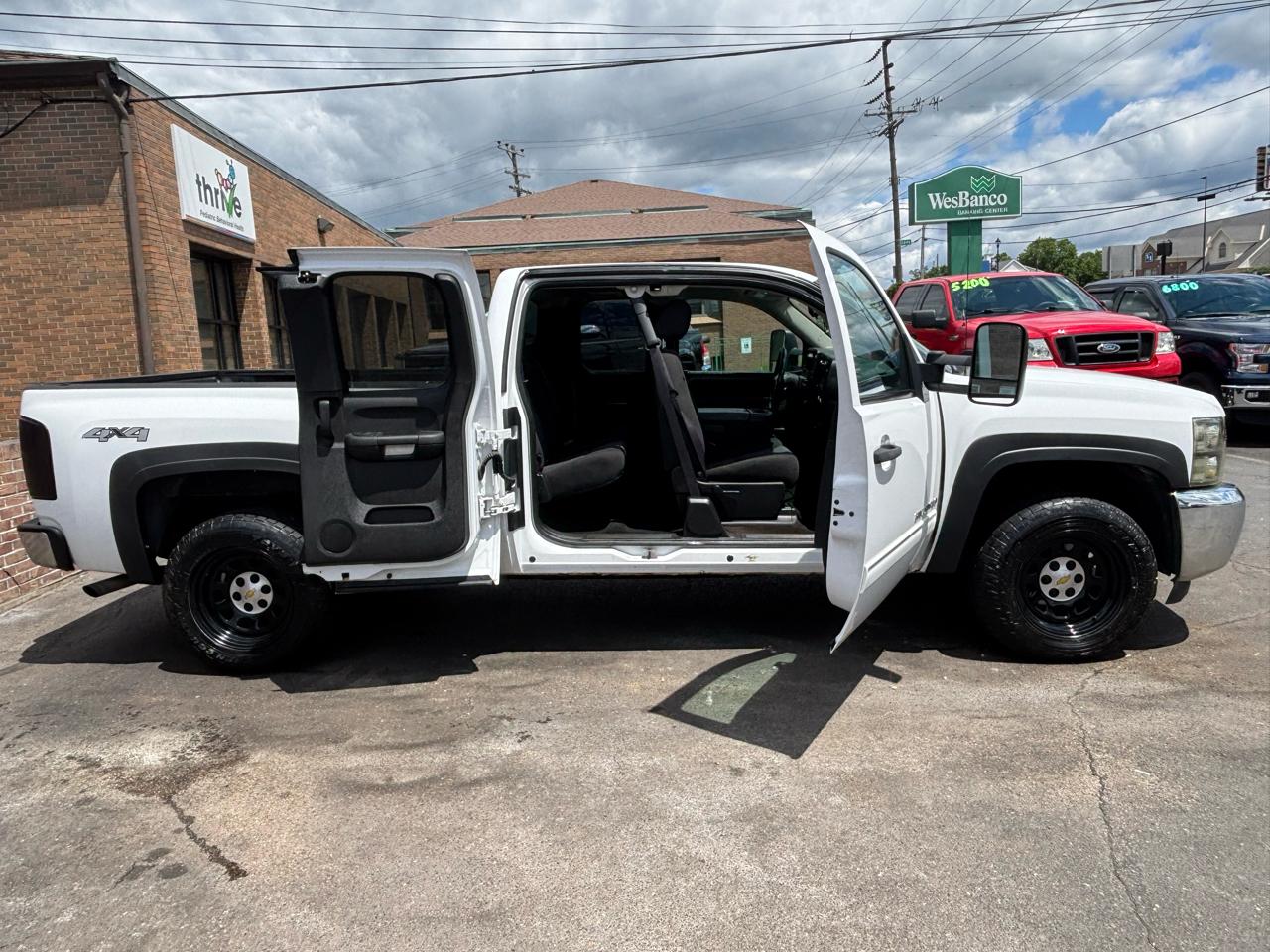 Chevrolet Silverado 1500 4WD Crew Cab 147" LT 2013