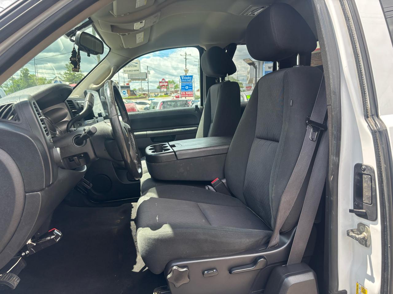 Chevrolet Silverado 1500 4WD Crew Cab 147" LT 2013