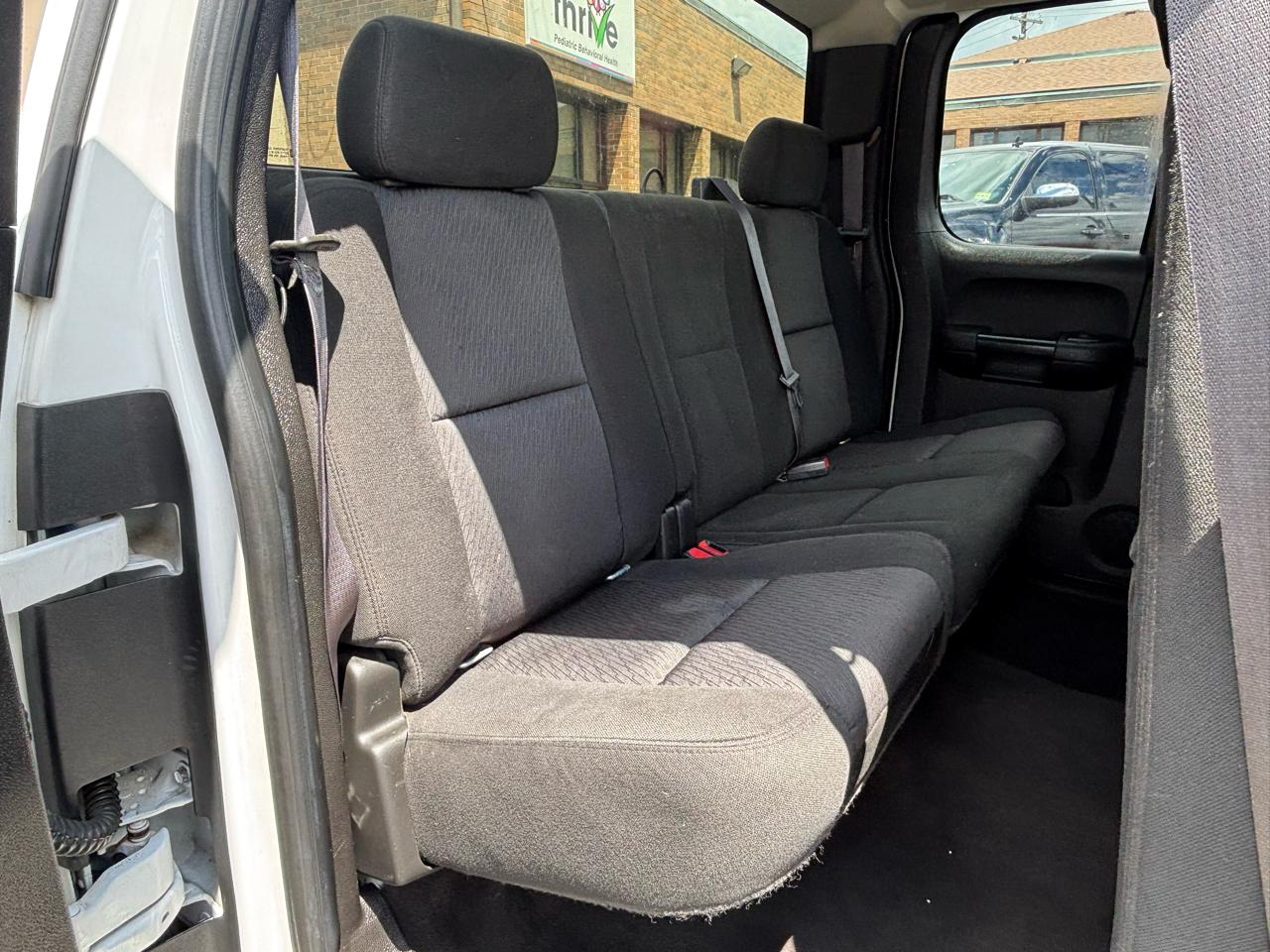 Chevrolet Silverado 1500 4WD Crew Cab 147" LT 2013
