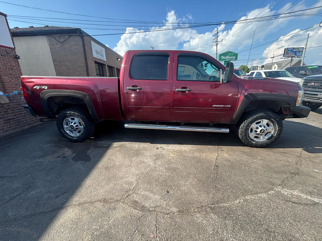 Chevrolet Silverado 2500HD LT Crew Cab 4WD 2013