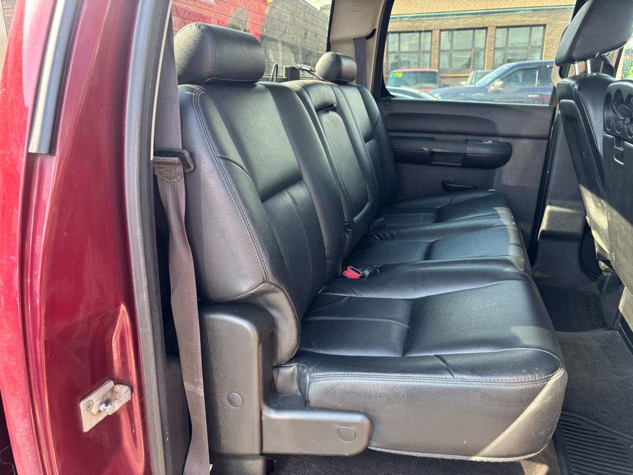 Chevrolet Silverado 2500HD LT Crew Cab 4WD 2013