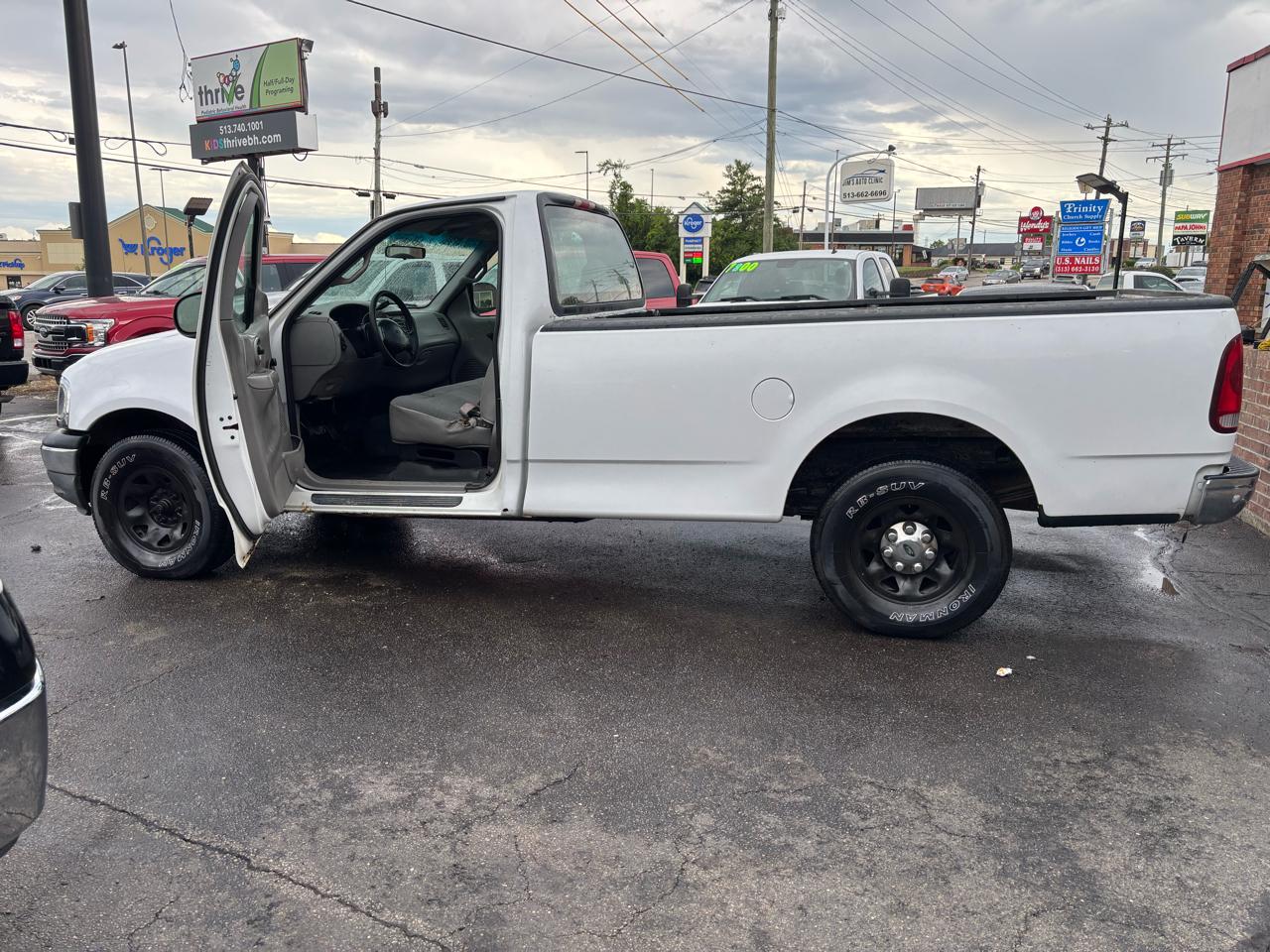 Ford F-150 WS Reg. Cab Long Bed 2WD 2000