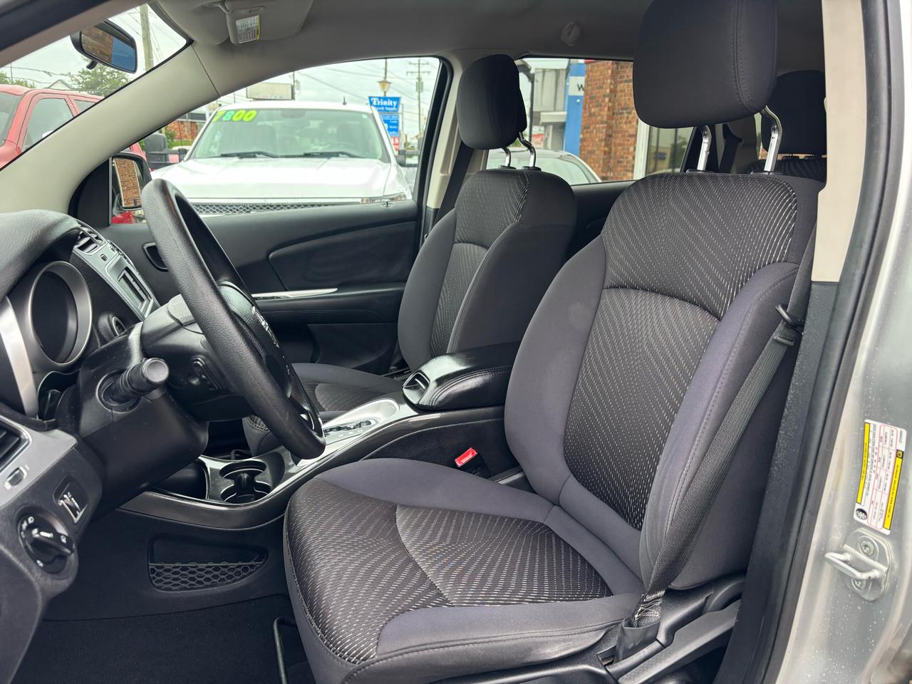 Dodge Journey SXT AWD 2012