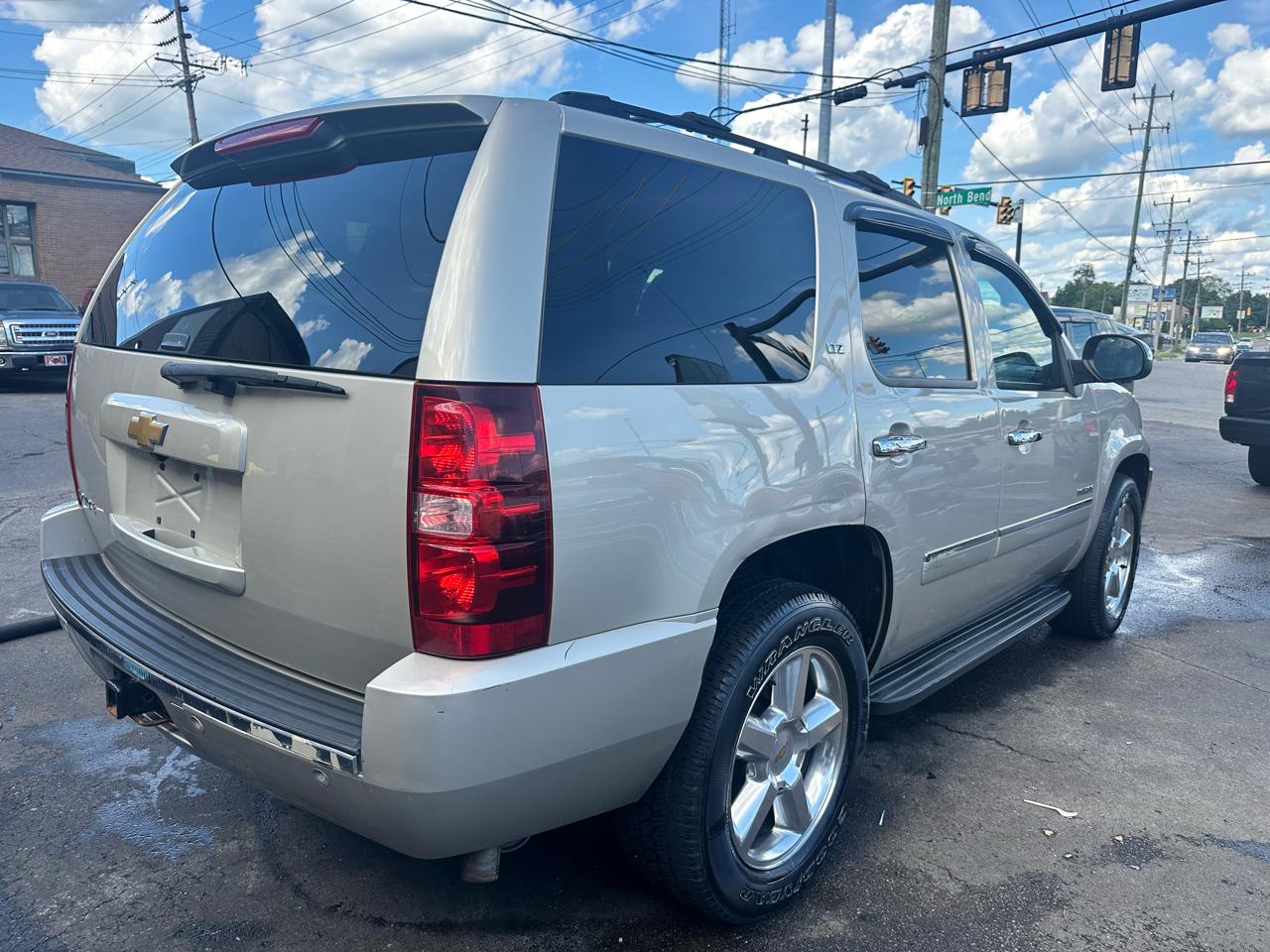Chevrolet Tahoe LTZ 4WD 2013