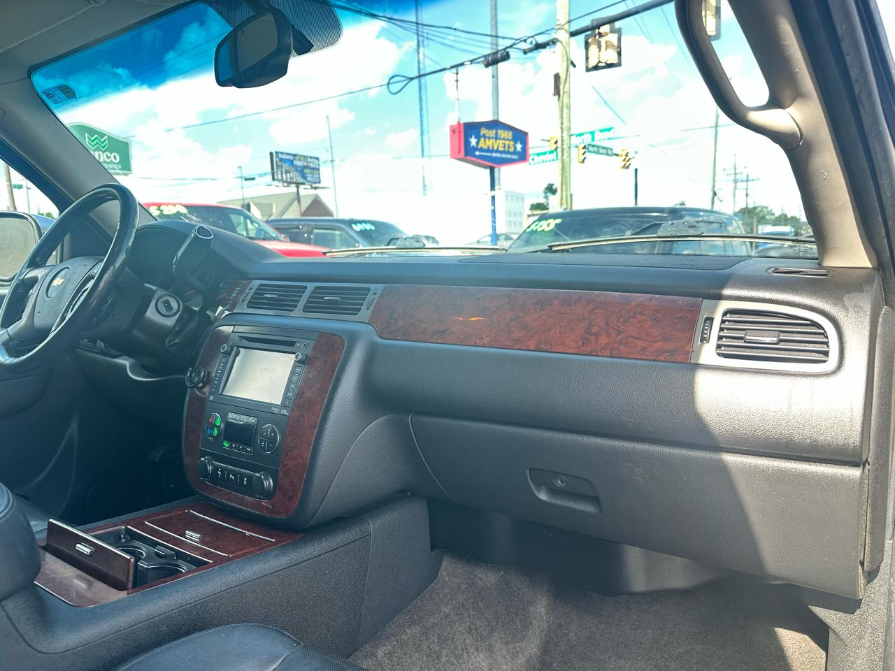 Chevrolet Tahoe LTZ 4WD 2013