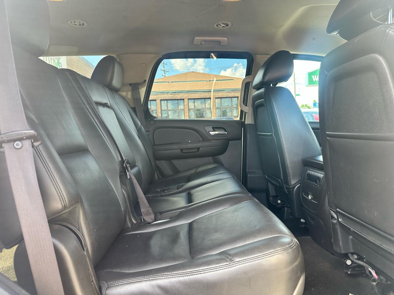 Chevrolet Tahoe LTZ 4WD 2013