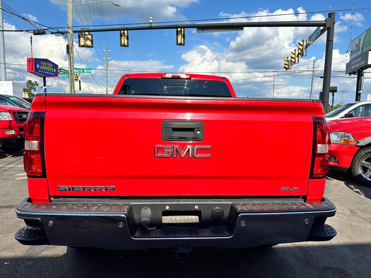 GMC Sierra 1500 SLE Crew Cab Long Box 4WD 2017