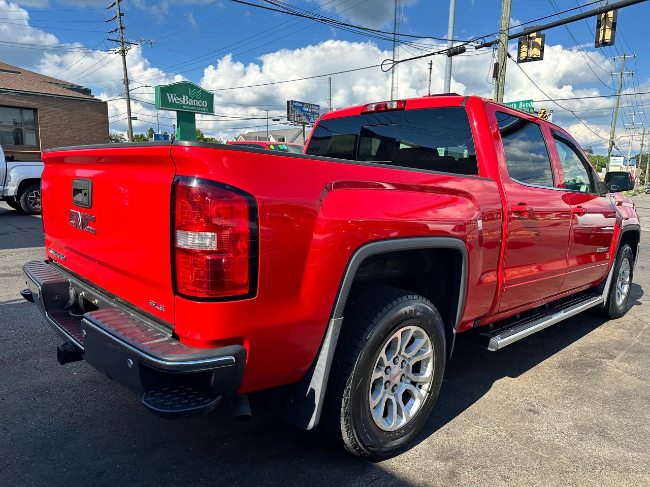 GMC Sierra 1500 SLE Crew Cab Long Box 4WD 2017