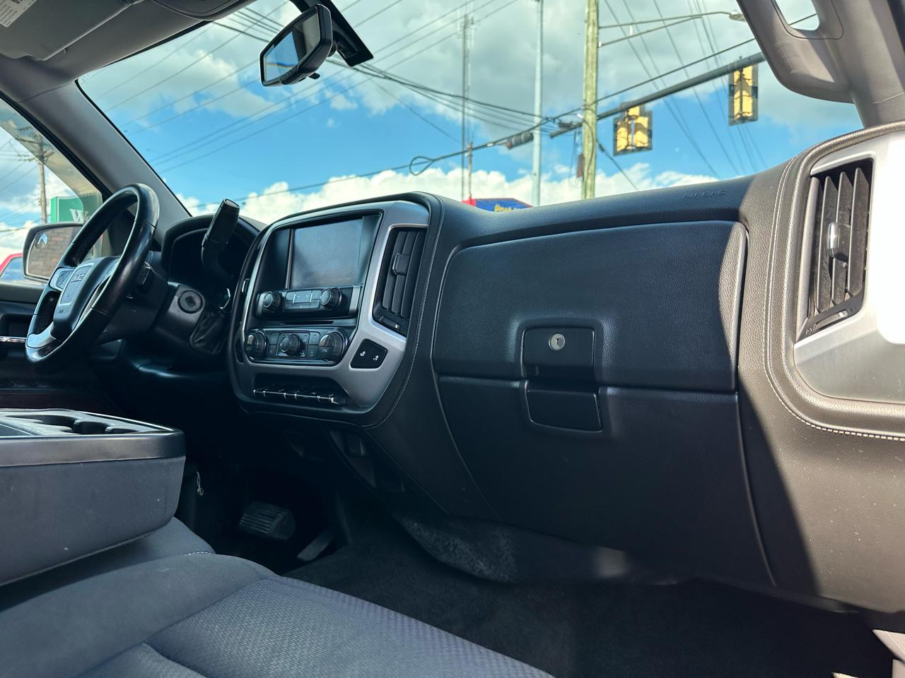 GMC Sierra 1500 SLE Crew Cab Long Box 4WD 2017