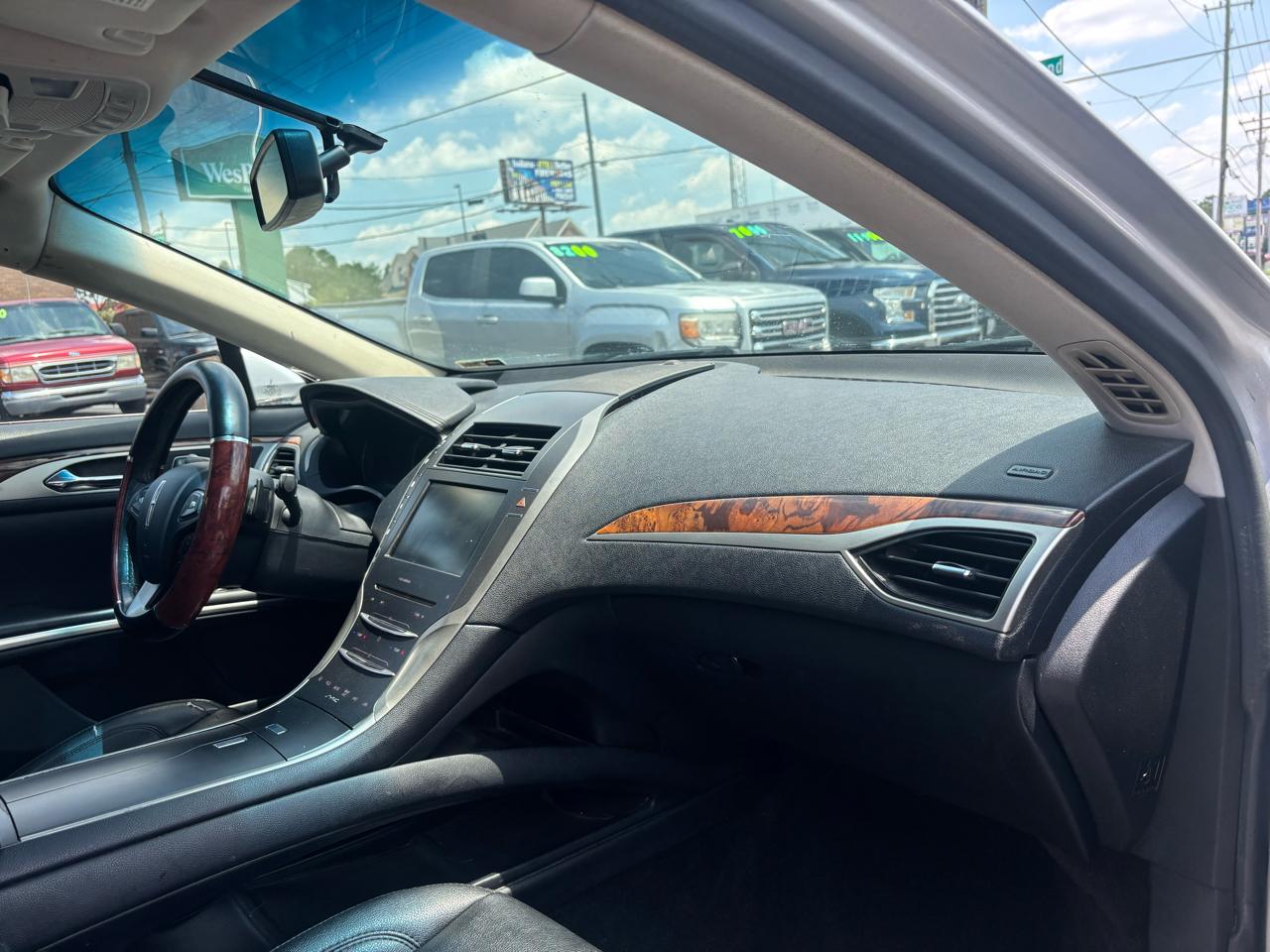 Lincoln MKZ FWD 2015