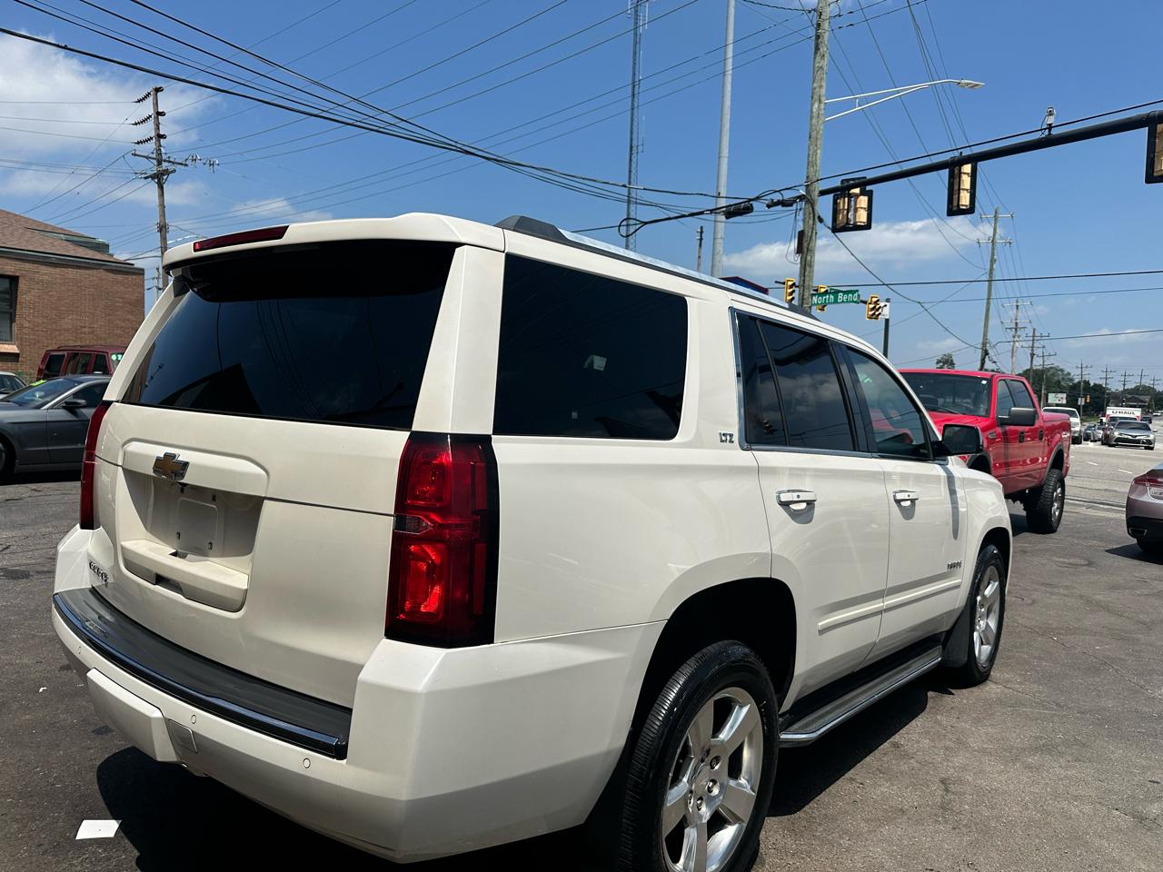 Chevrolet Tahoe LTZ 4WD 2015