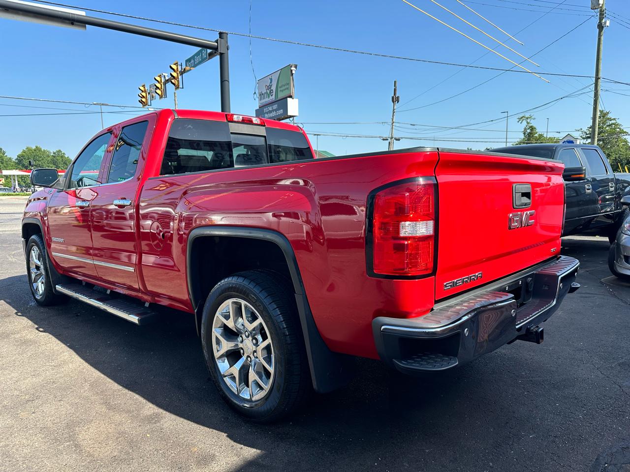 GMC Sierra 1500 4WD Crew Cab 143.5" 2014