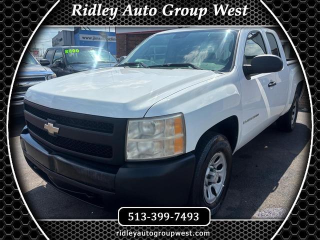 White 2008 Chevrolet Silverado 1500 Pickup Truck Four-Wheel Drive Automatic