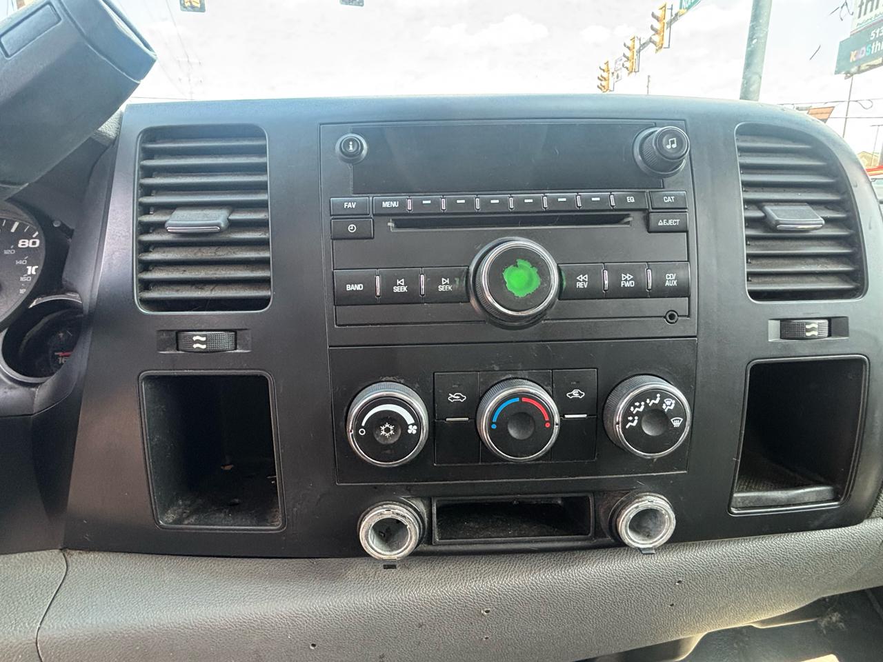 Chevrolet Silverado 1500 Work Truck Ext. Cab Std. Box 4WD 2008