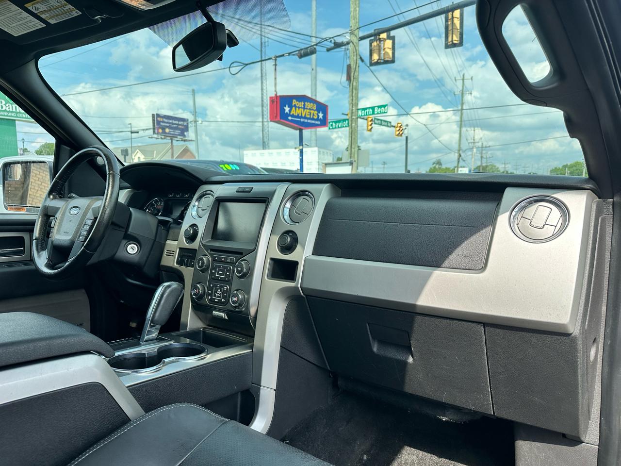 Ford F-150 4WD SuperCab 133" Lariat 2014