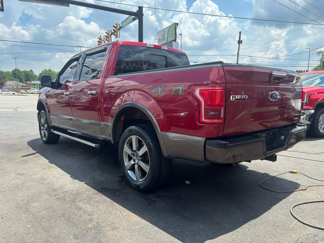 Ford F-150 XL SuperCrew 5.5-ft. Bed 4WD 2015