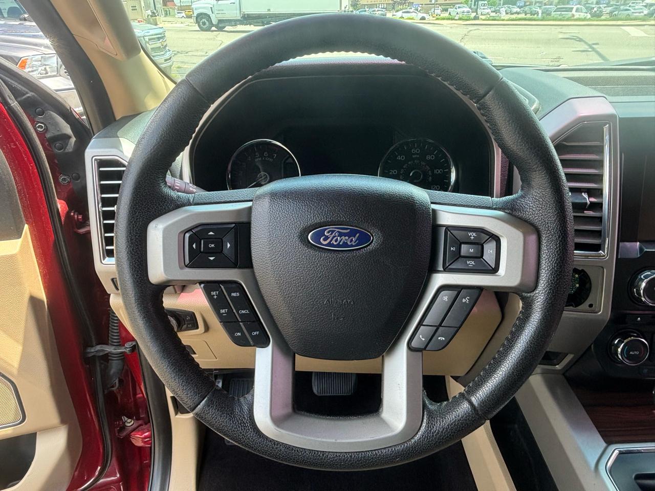 Ford F-150 XL SuperCrew 5.5-ft. Bed 4WD 2015