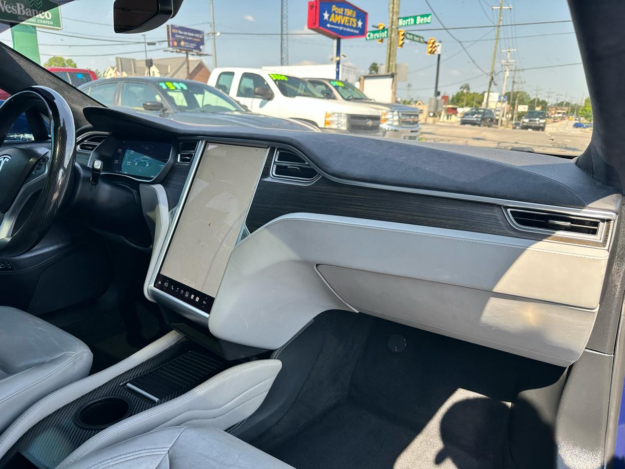 Tesla Model S 85D 2015
