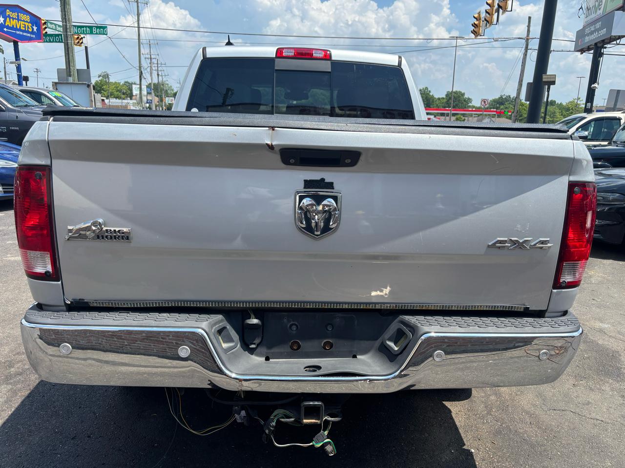 RAM 1500 SLT Crew Cab SWB 4WD 2015