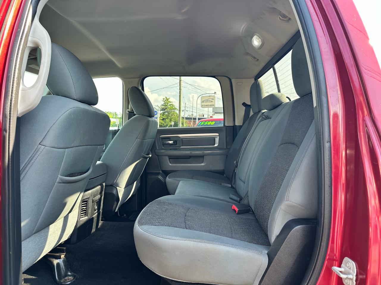 RAM 1500 SLT Crew Cab SWB 4WD 2014