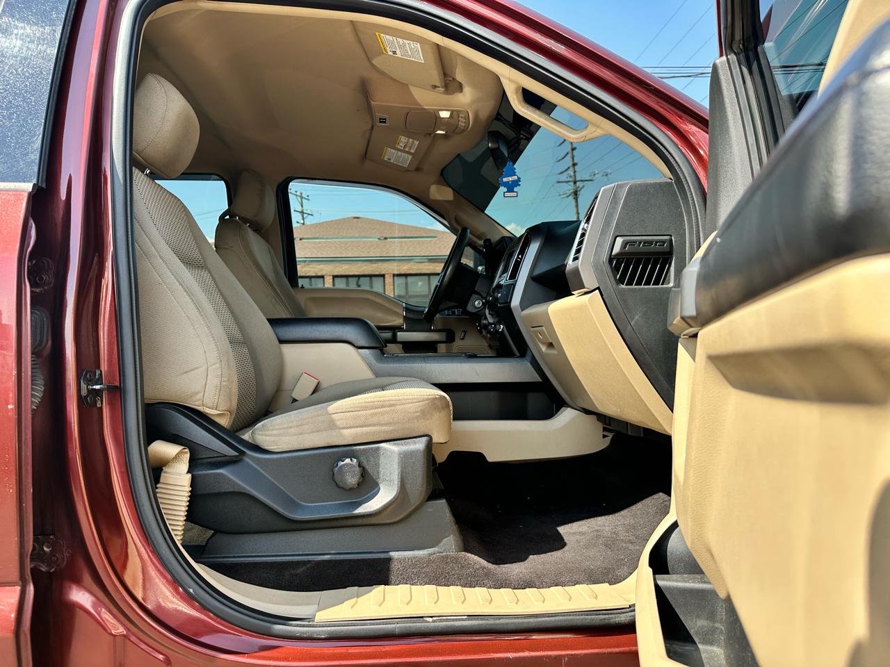 Ford F-150 Lariat SuperCrew 5.5-ft. Bed 4WD 2016