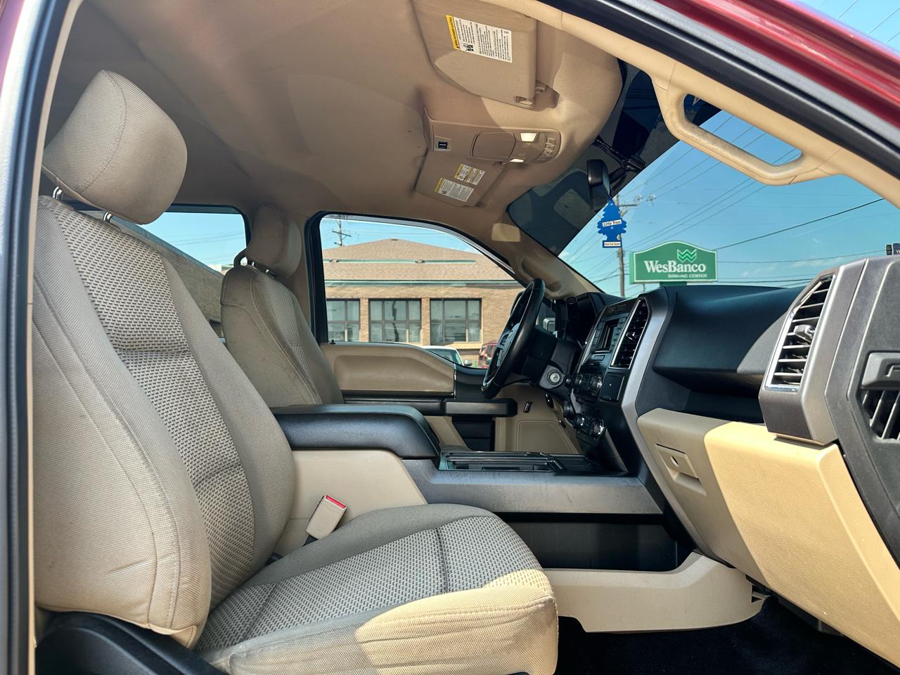 Ford F-150 Lariat SuperCrew 5.5-ft. Bed 4WD 2016