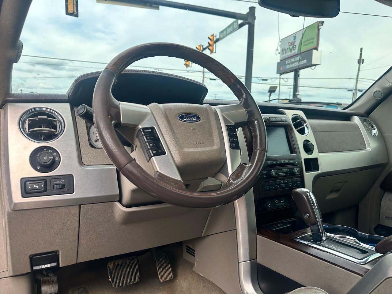 Ford F-150 Lariat SuperCrew 6.5-ft. Bed 4WD 2010