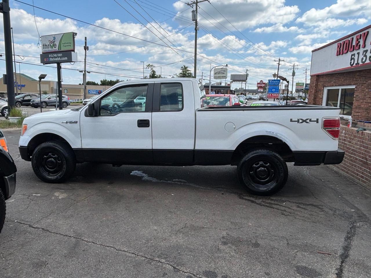 Ford F-150 XLT SuperCab 8-ft. Bed 4WD 2013