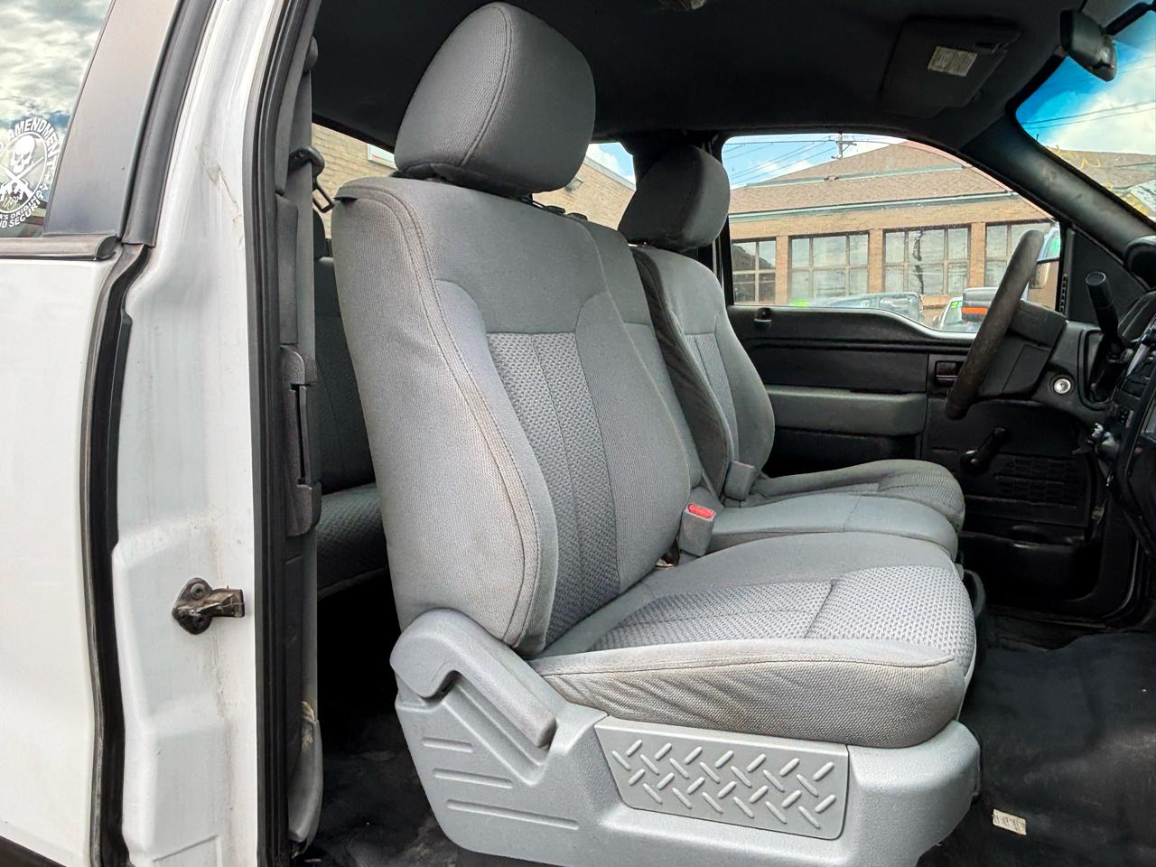 Ford F-150 XLT SuperCab 8-ft. Bed 4WD 2013