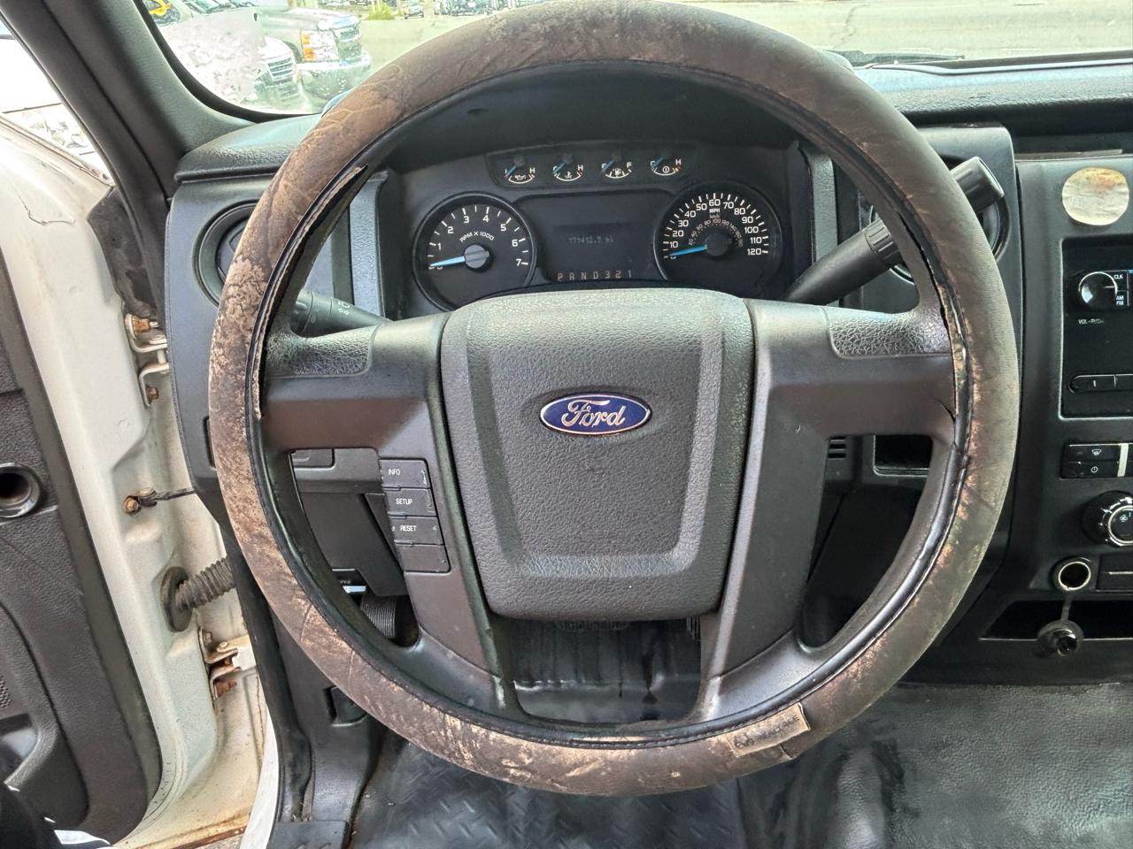 Ford F-150 XLT SuperCab 8-ft. Bed 4WD 2013