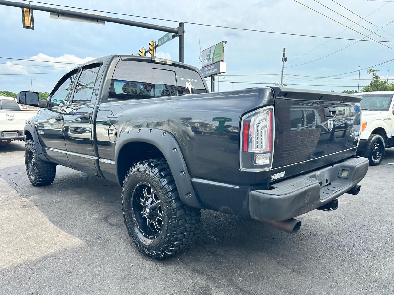 Dodge Ram 1500 4dr Quad Cab 160" WB 4WD 2008