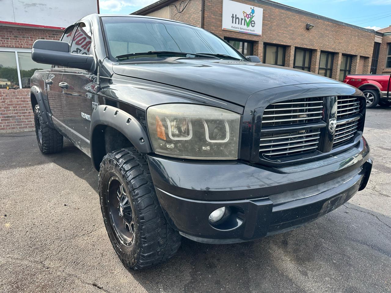 Dodge Ram 1500 4dr Quad Cab 160" WB 4WD 2008