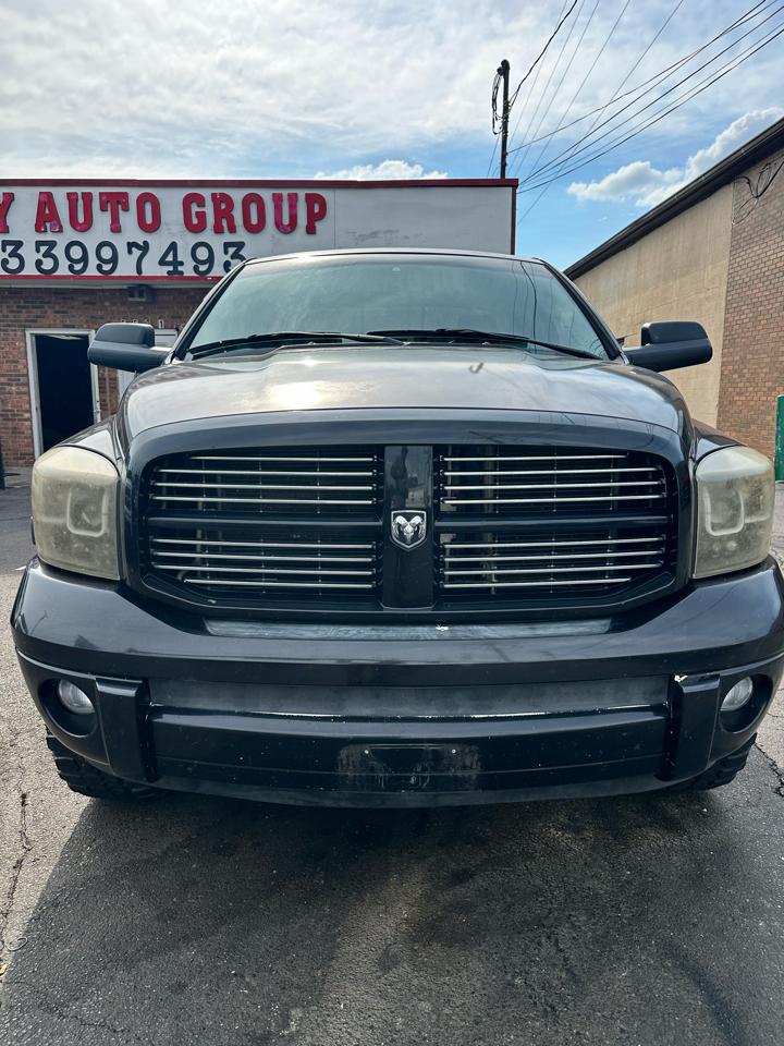 Dodge Ram 1500 4dr Quad Cab 160" WB 4WD 2008