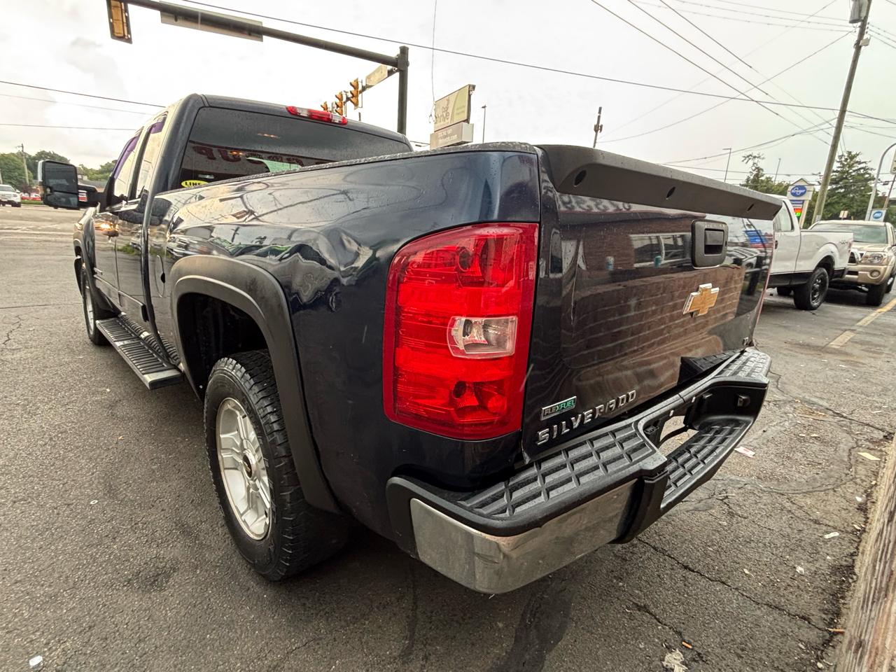 Chevrolet Silverado 1500 LT Ext. Cab Long Box 4WD 2011