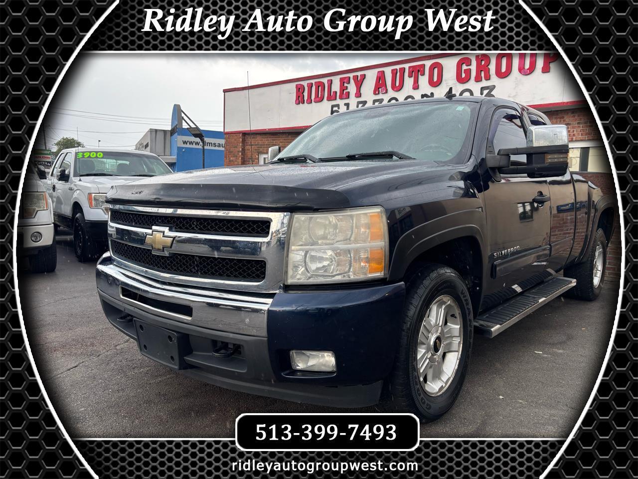 2011 Chevrolet Silverado 1500 LT Ext. Cab Long Box 4WD