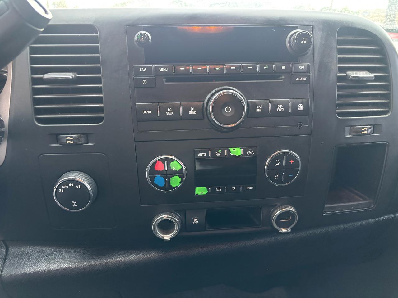 Chevrolet Silverado 1500 LT Ext. Cab Long Box 4WD 2011