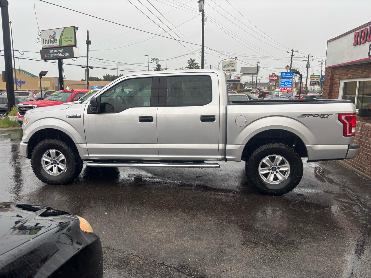 Ford F-150 XL SuperCrew 5.5-ft. Bed 4WD 2015